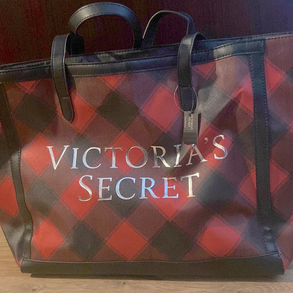Victoria’s Secret NWT wide beach bag